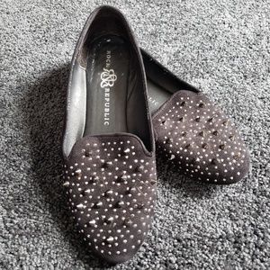 Rock Republic flats